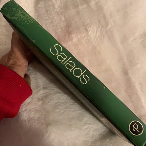 Salads full colour cookbook - Picture 2 of 9